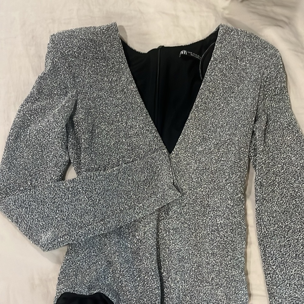 Size XS silver body suit - Picture 2 of 3